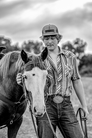 Gauge Senior Photos B&W-5