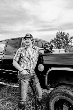 Gauge Senior Photos B&W-11