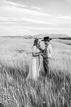 Sydney&Cordell-B&W-7