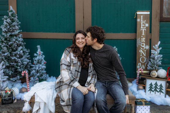 Jordan&EmilyHoliday2023-5