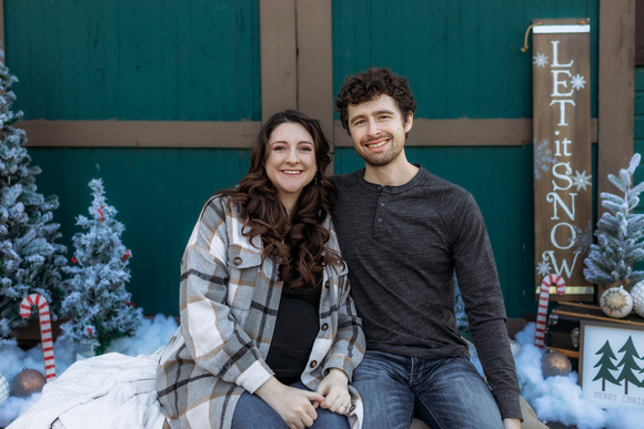 Jordan&EmilyHoliday2023-4